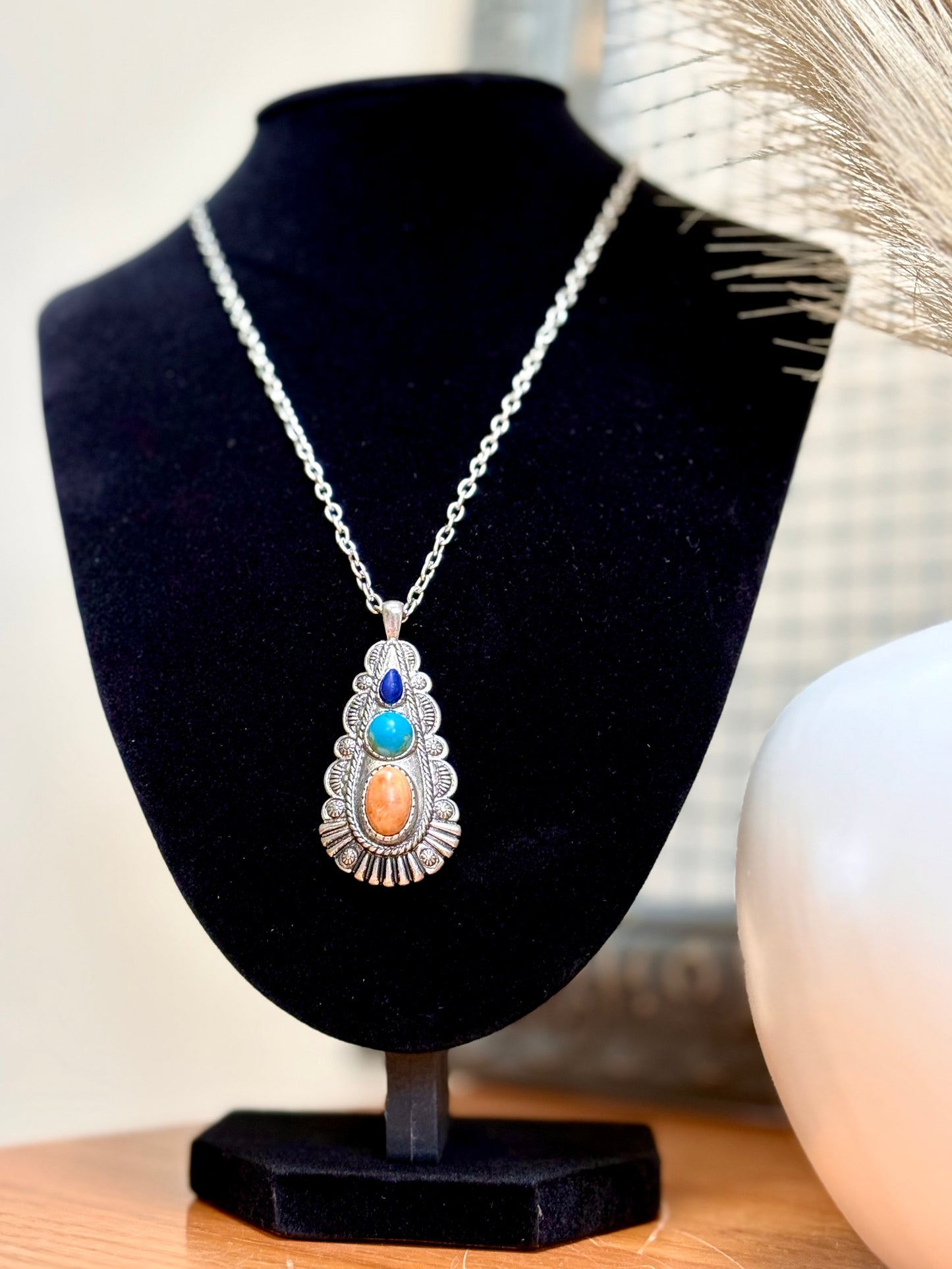 The Birdie Necklace